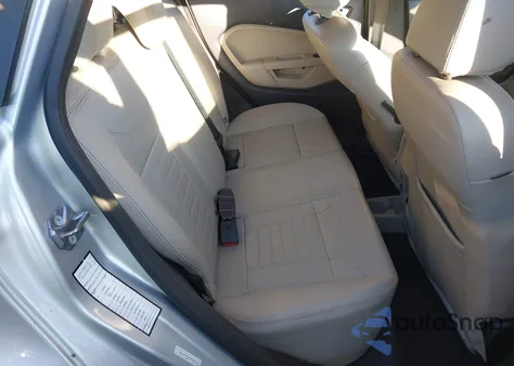 2015 Ford Fiesta Titanium из США, поврежденный, VIN 3FADP4FJ1FM208775